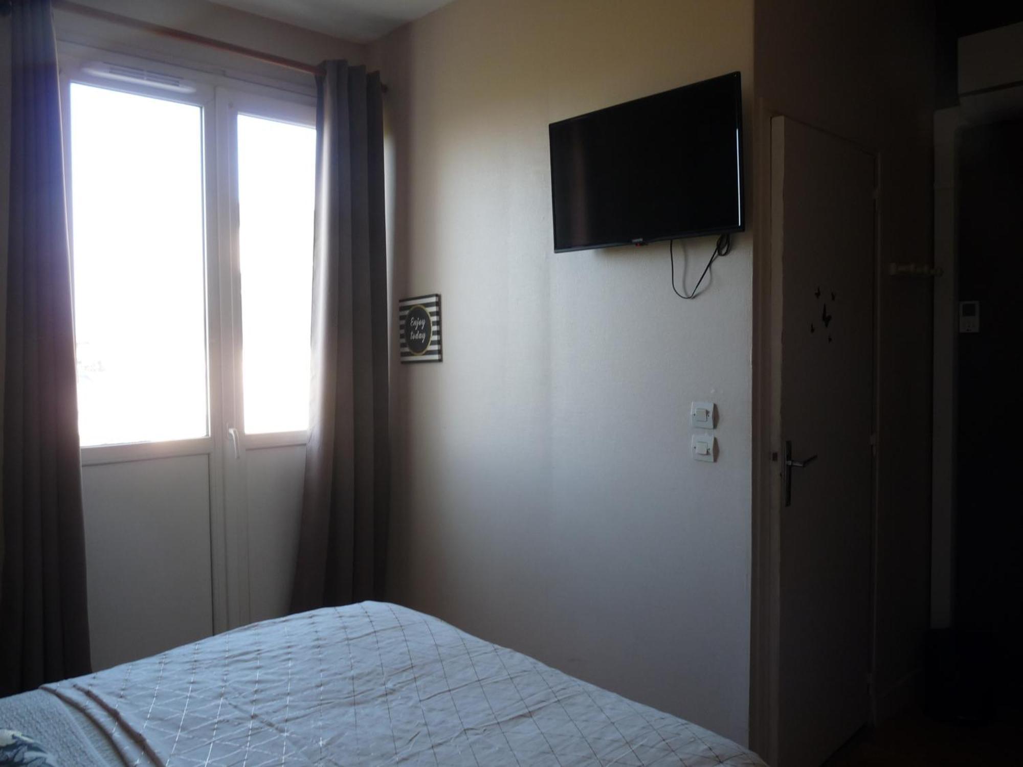 Les Chambres De La Gare Noyers sur Cher Bagian luar foto
