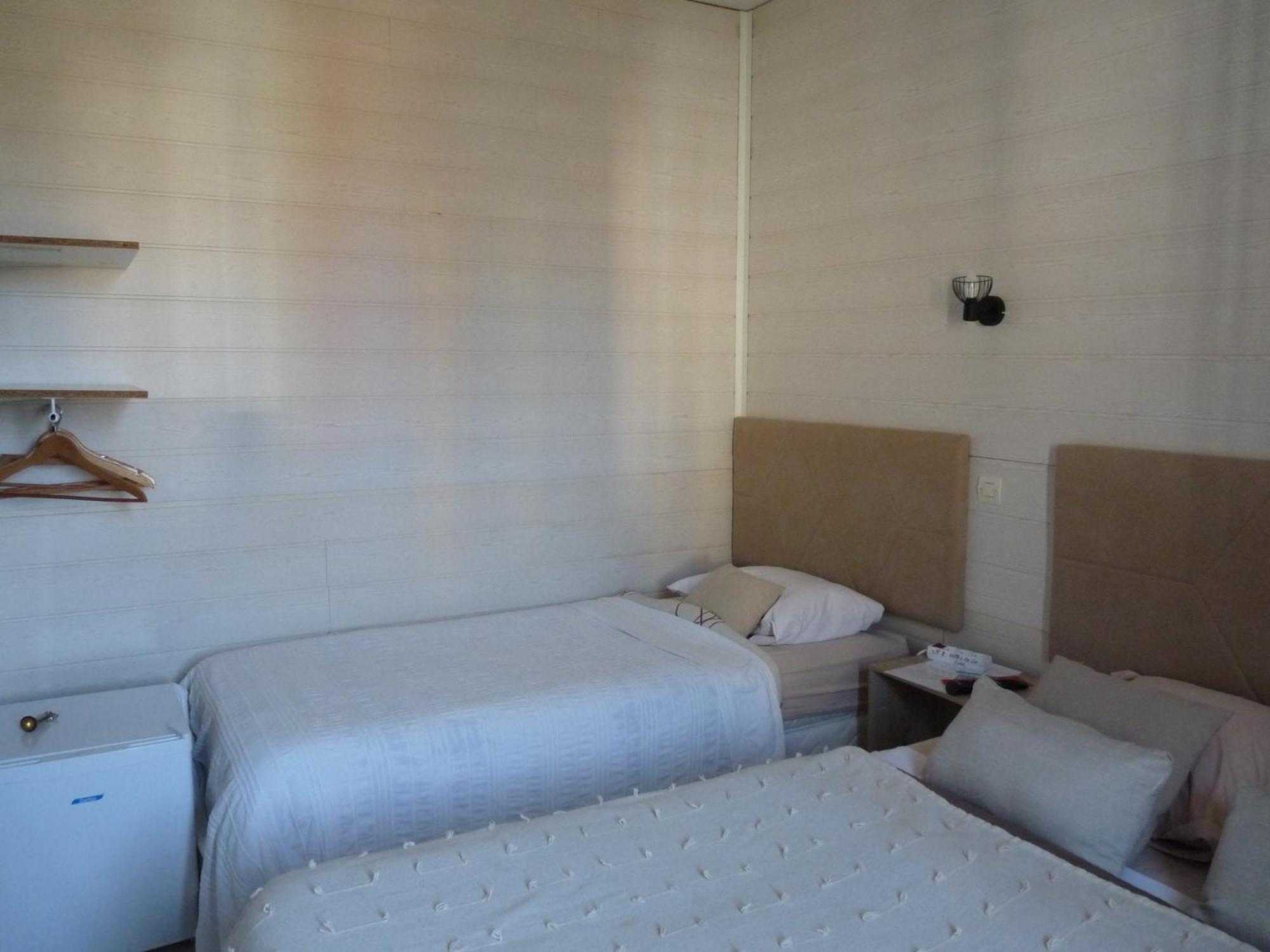 Les Chambres De La Gare Noyers sur Cher Bagian luar foto