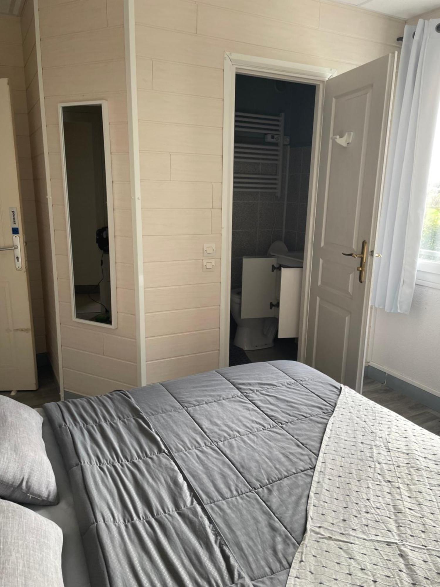 Les Chambres De La Gare Noyers sur Cher Bagian luar foto